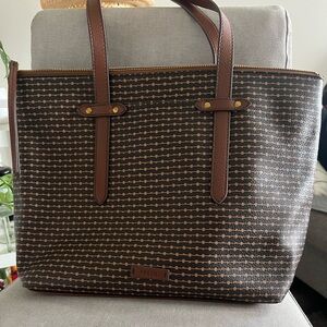 Fossil tote 🤎